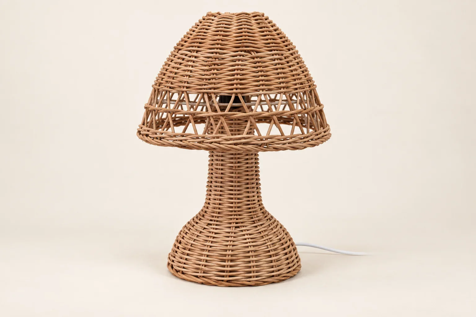 Woven Table Lamp